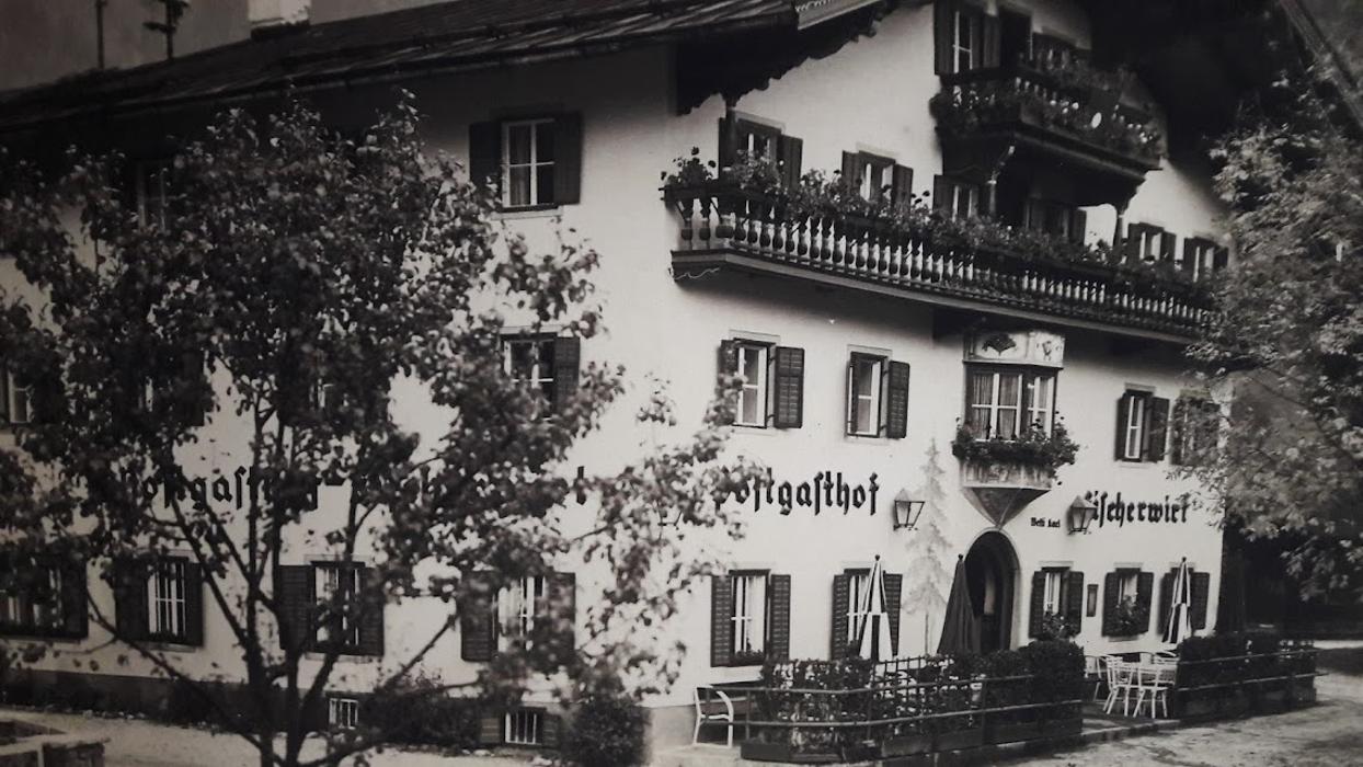 Postgasthof Fischerwirt, Hausbergstraße in Walchsee