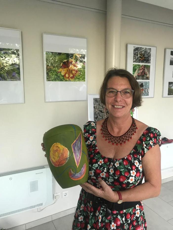 Gestaltete Urnen und Särge, Liebethaler Grund in Pirna