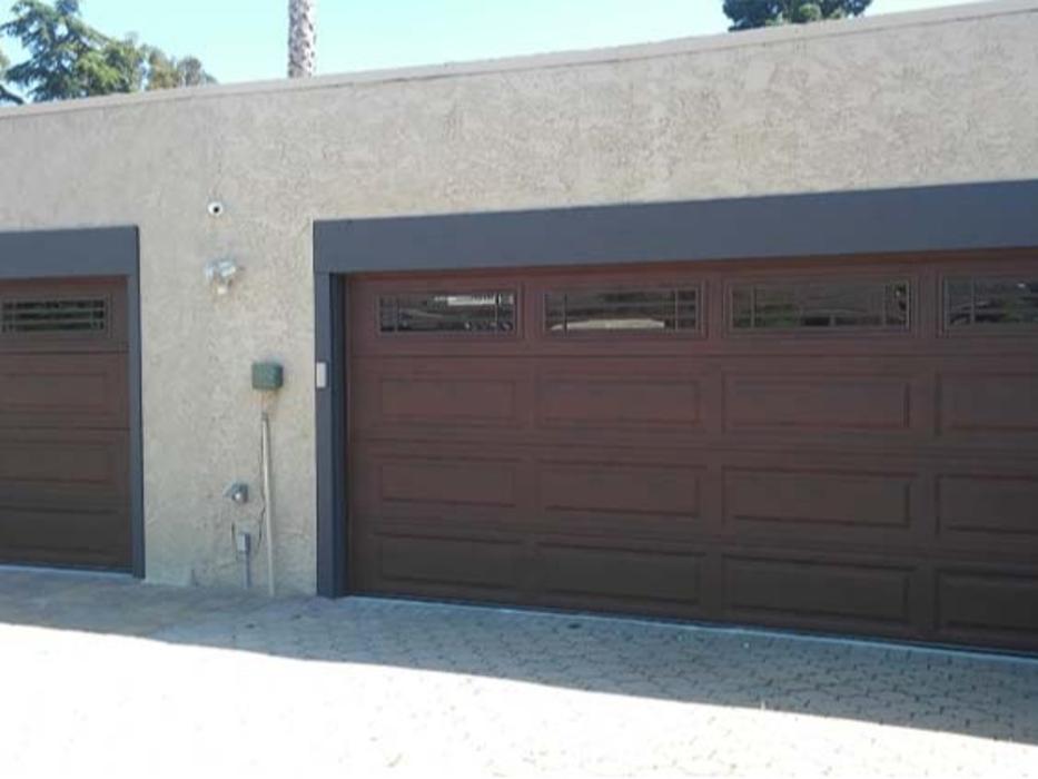 Luis Lizarraga Ultimate Garage Service - Hawthorne, CA