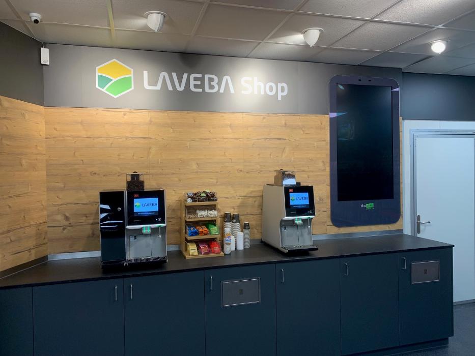 AGROLA Tankstelle & LAVEBA Shop Bennau, Schwyzerstrasse in Bennau