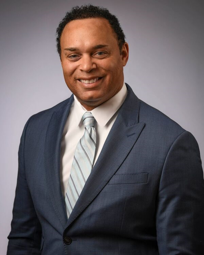 Dale Snead, MD - Tipton, IN