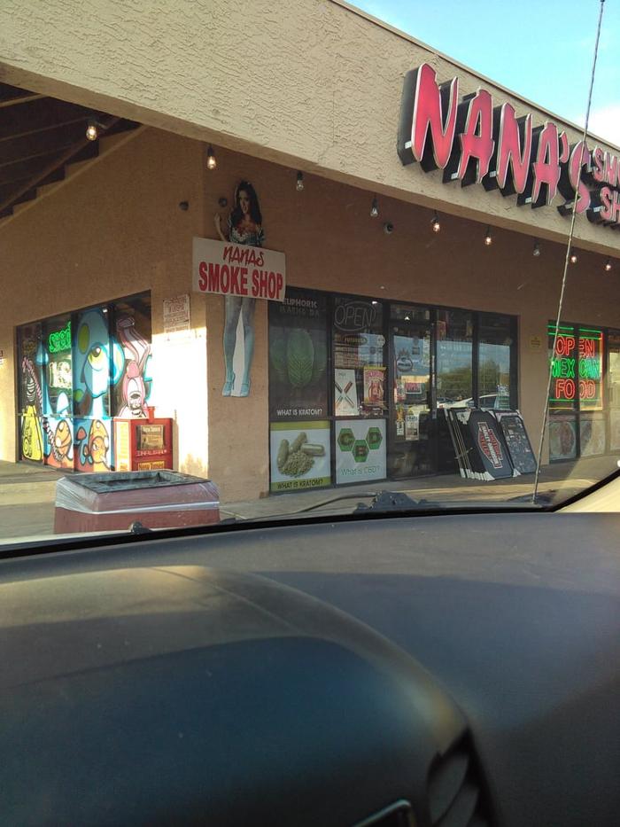 Nana's Smoke Shop - Phoenix, AZ