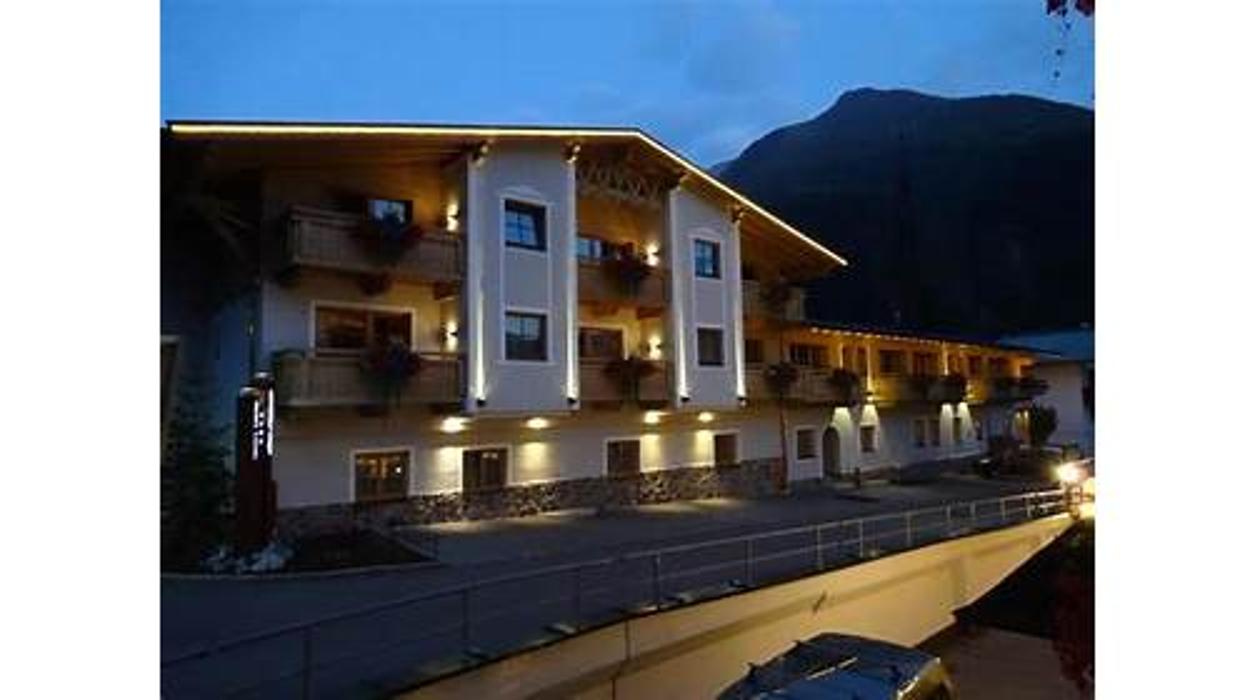 Aparthotel Restaurant San Antonio, Nassereinerstraße in Sankt Anton am Arlberg