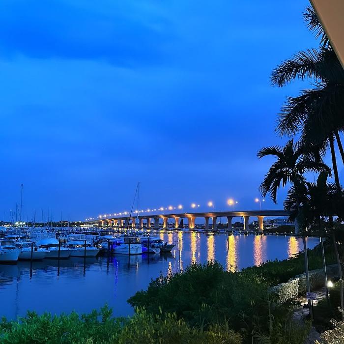 TideHouse Waterfront Restaurant - Stuart, FL