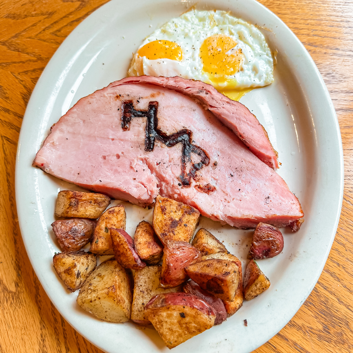 Hualapai Mountain Resort Image