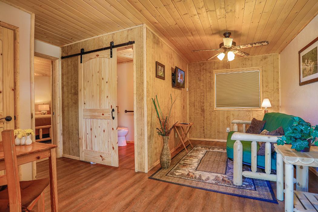 Hualapai Mountain Resort Image