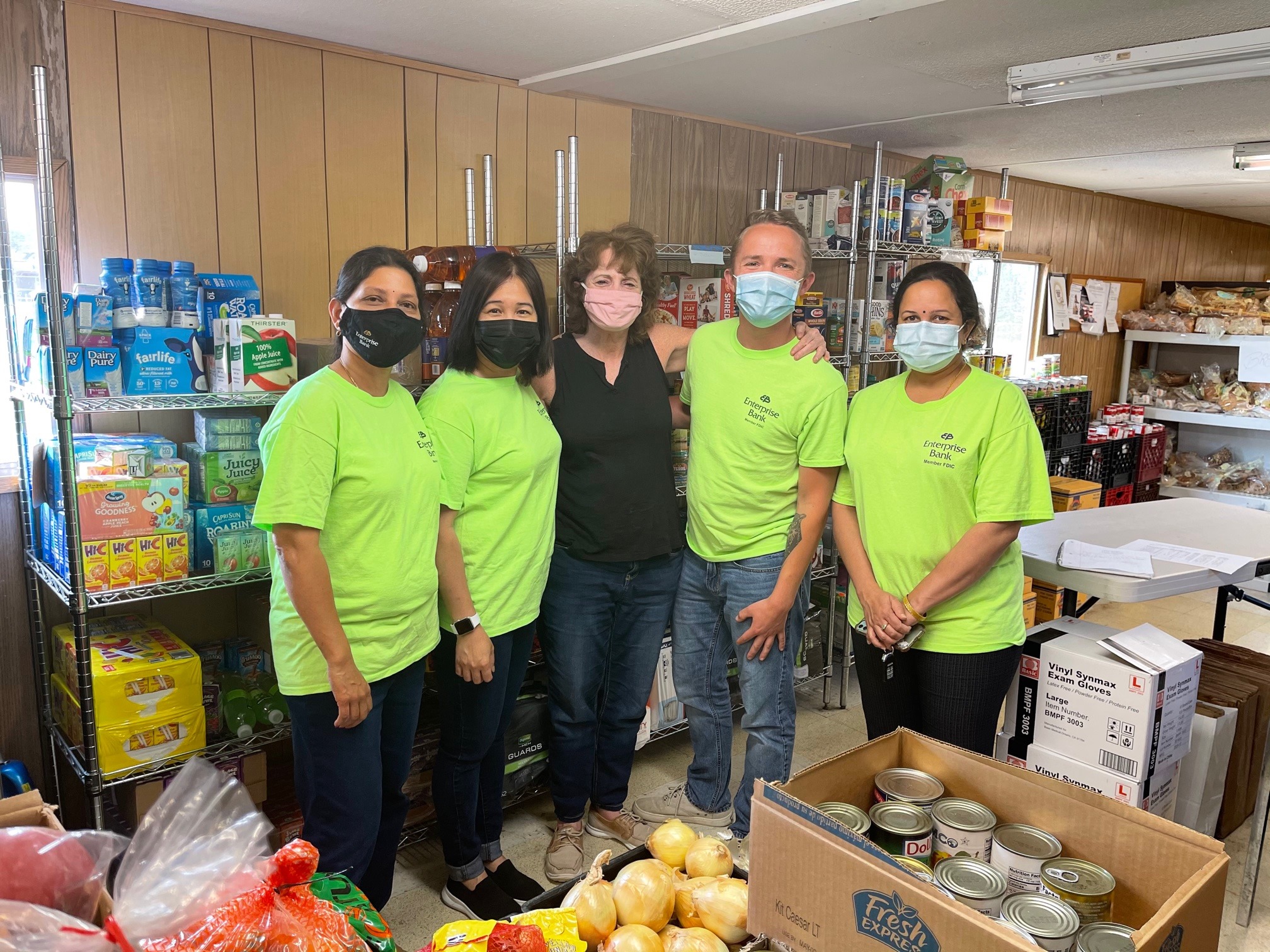 team members from our Chelmsford branch, Drum Hill branch, volunteered at the Chelmsford Food Pantry!