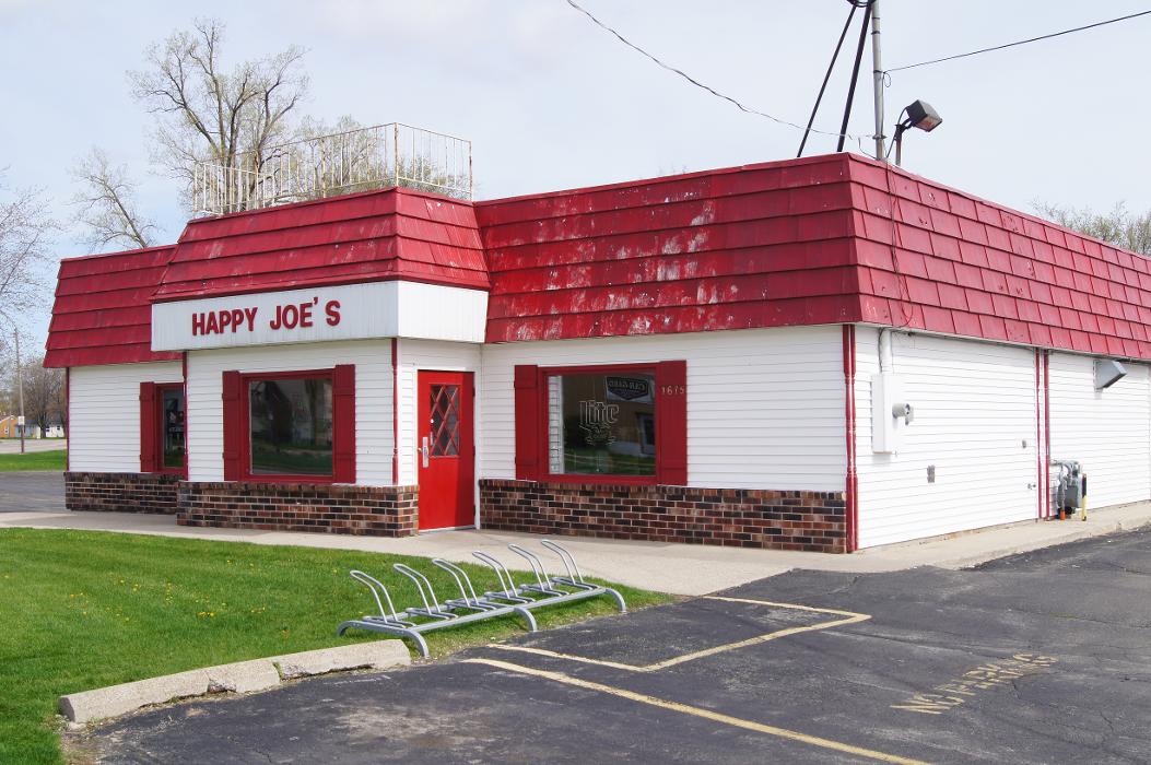 Happy Joe's Pizza & Ice Cream - Green Bay Image