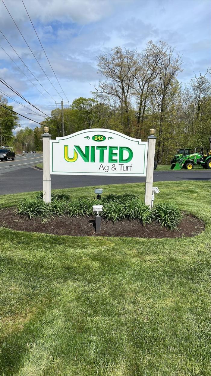 United Ag & Turf - Farmington, CT