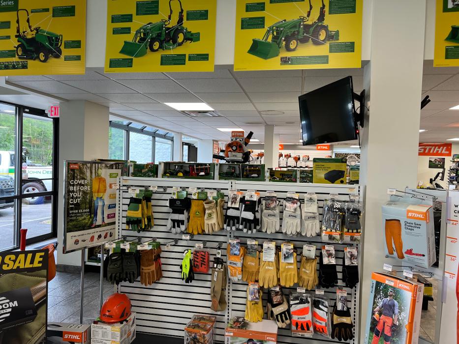 United Ag & Turf - Milford, NH