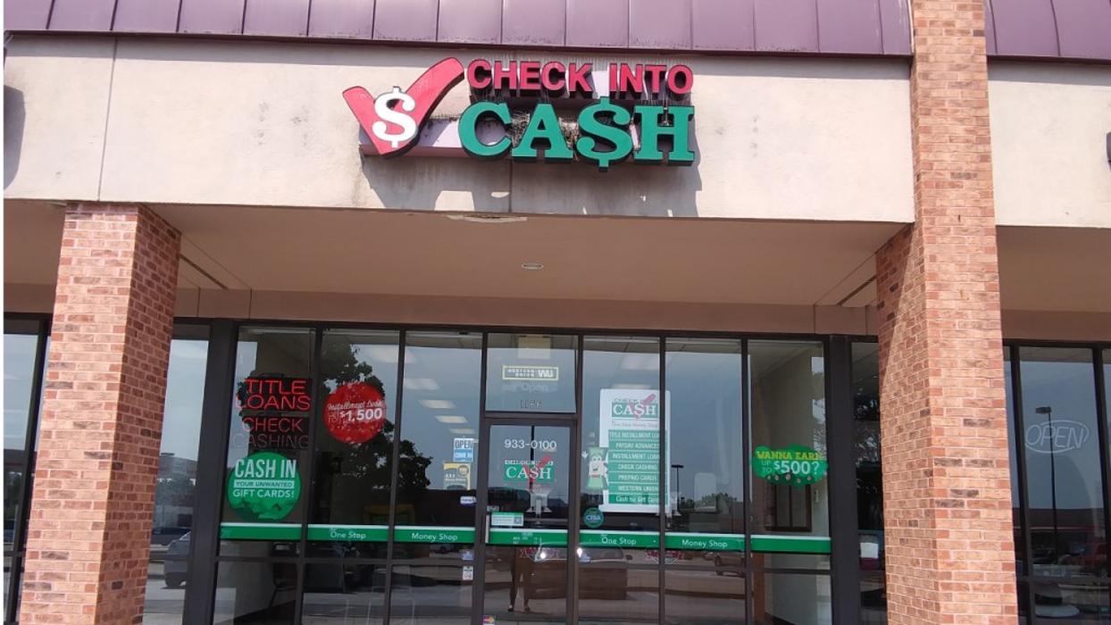 Check Into Cash Logo