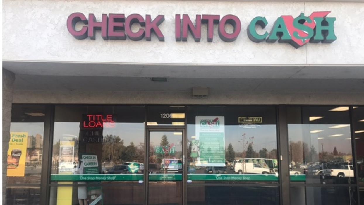 Check Into Cash Logo