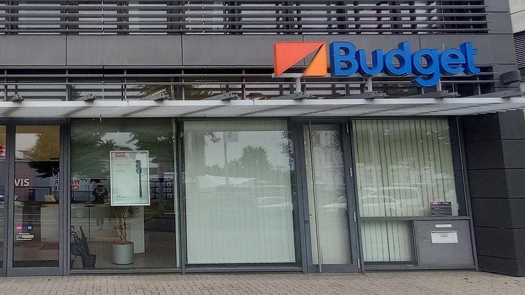 Budget Autovermietung - Wiesbaden Schierstein, Rheingaustr in Wiesbaden