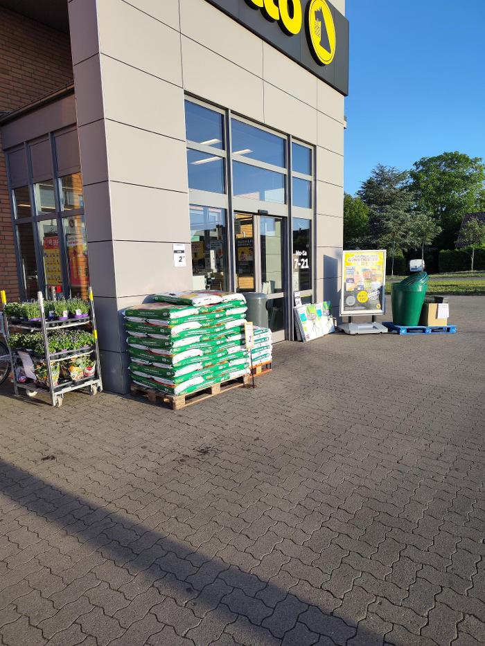 Netto - Günstig. Besser. Für dich., Dohlenweg in Schwerin
