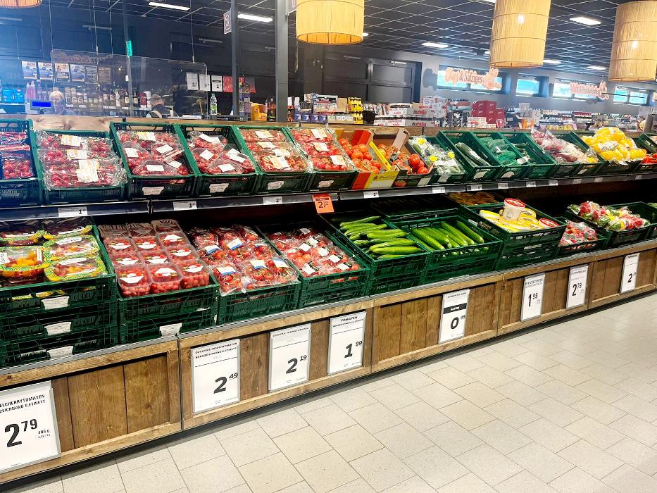 Netto - Günstig. Besser. Für dich., Altonaer Straße in Neumünster