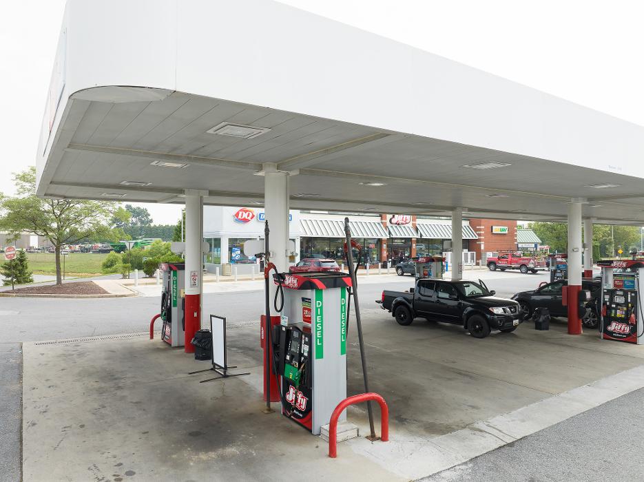 Grab gasoline at Jiffy Mart located at 1 Magna Way, Westminster, MD!