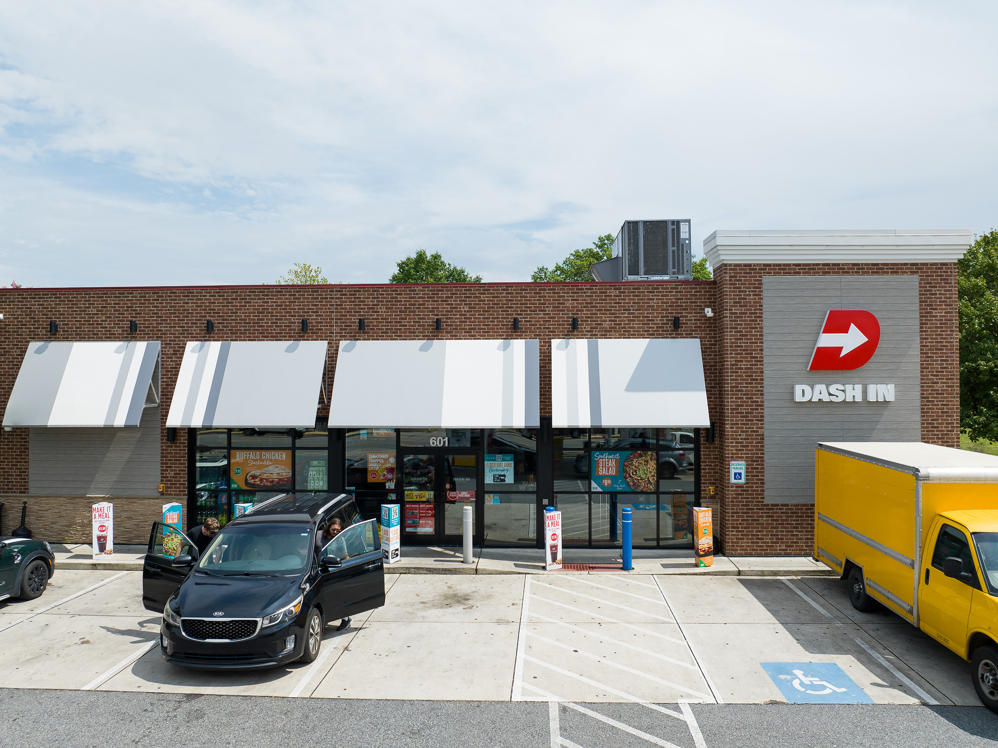 Visit Dash In at 601 Charles St, La Plata, MD 20646 for delicious, fresh-made food. We are not your average convenience store!