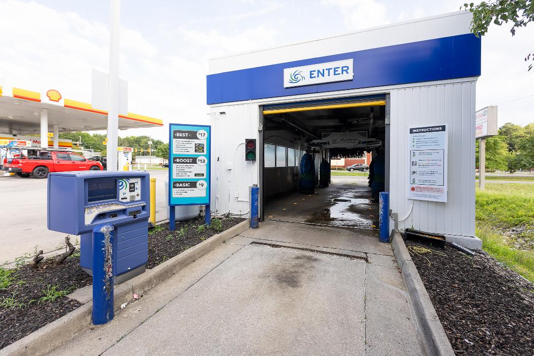 Splash In - Highland Springs, VA