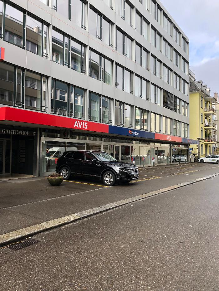 Avis Autovermietung - Zürich Zentrum, Gartenhofstrasse in Zurich