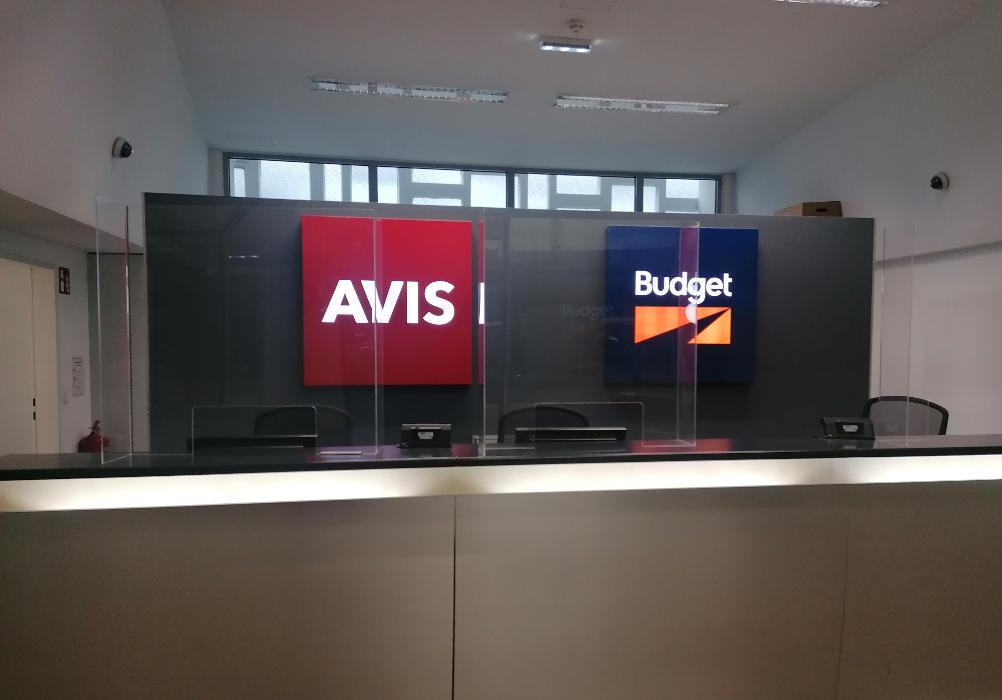 Avis Autovermietung - Wien Votivpark, Universitätsstraße in Wien