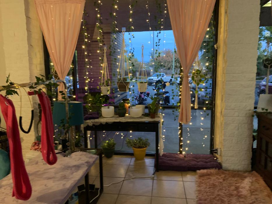 Lulu's Haute Doggie Spa & Pet Services - Folsom, CA