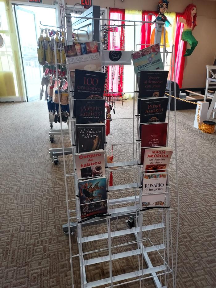 Mini Mart Angel's Furniture - California City, CA