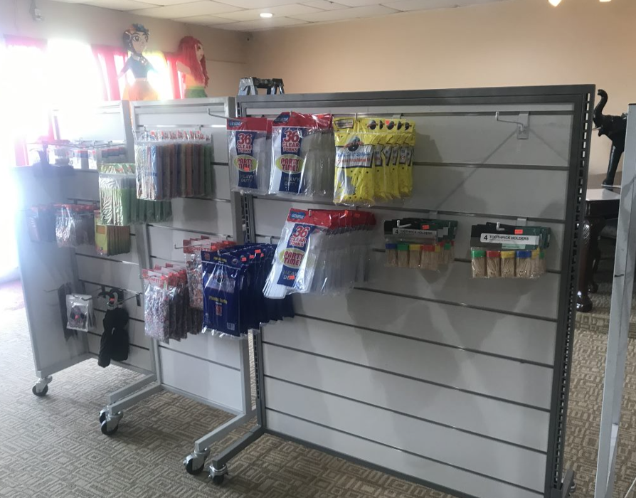 Mini Mart Angel's Furniture - California City, CA