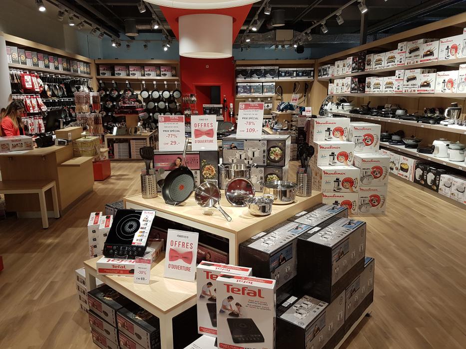 Tefal Store Aubonne, Pré-Neuf in Aubonne