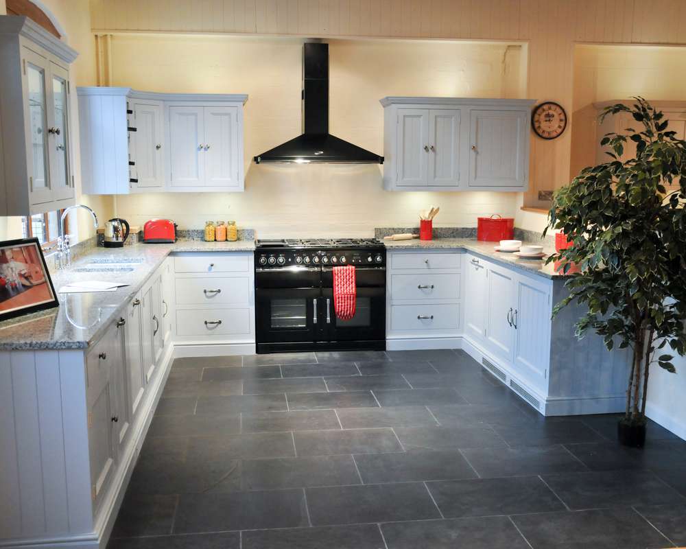 The Painted Kitchen Company Ltd Evesham 01386 574125