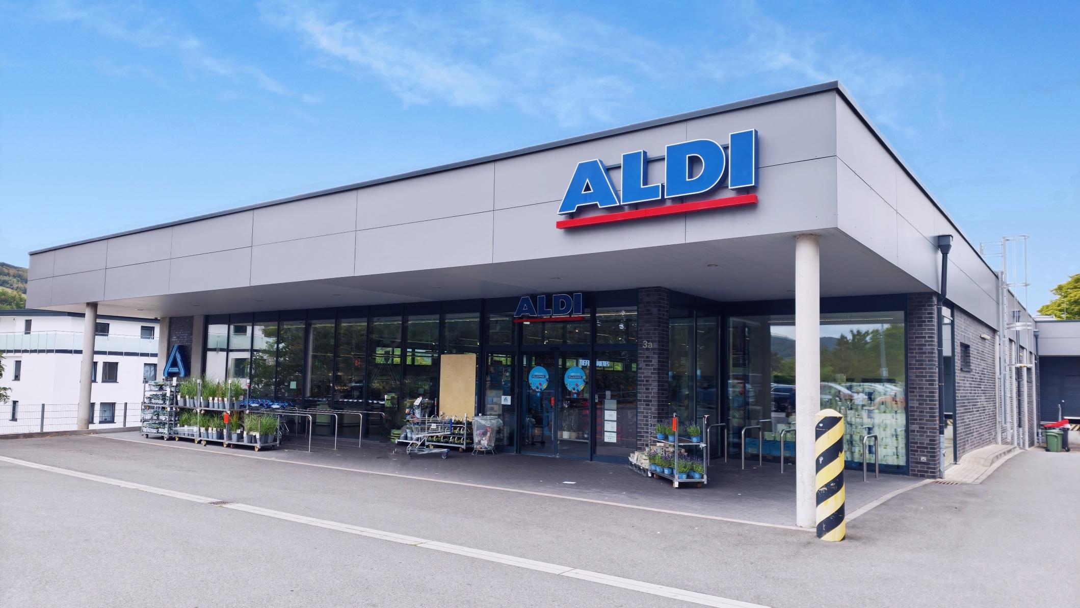 ALDI Nord, An Pater und Nonne in Iserlohn