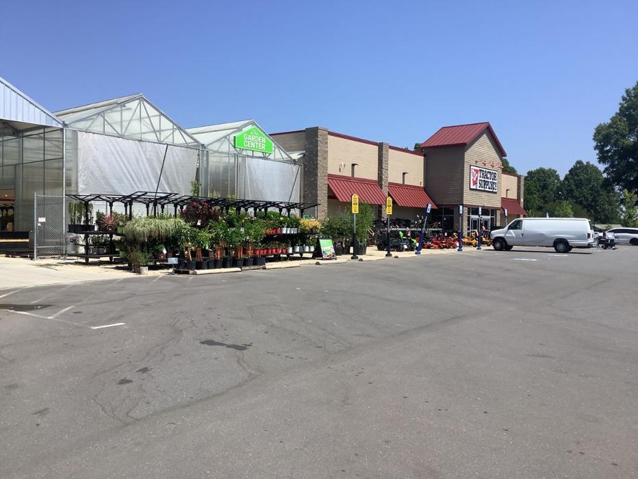 Tractor Supply Co. Image