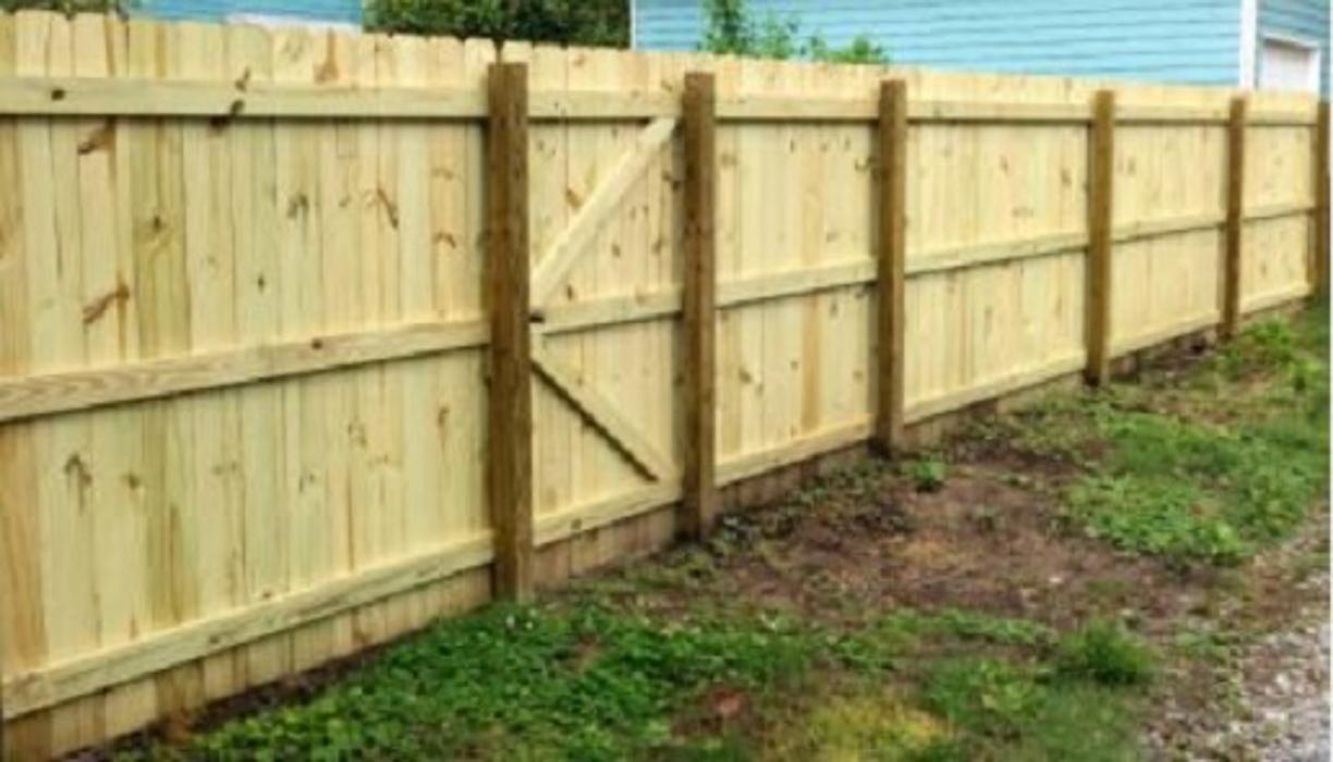 Reyes & Sons All Fence & Iron Works - Miami, FL