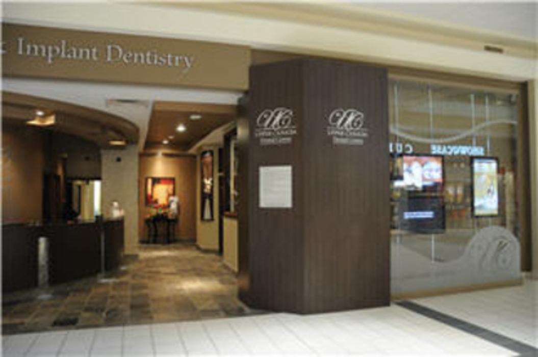 Foto de Upper Canada Dental Centre