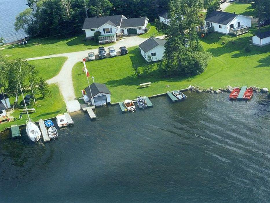 Cozy Camp Cottages