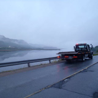 R&D Towing Paradise (709)764-6446