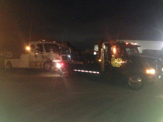 R&D Towing Paradise (709)764-6446