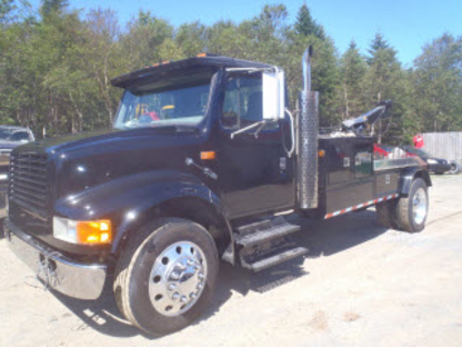 R&D Towing Paradise (709)764-6446