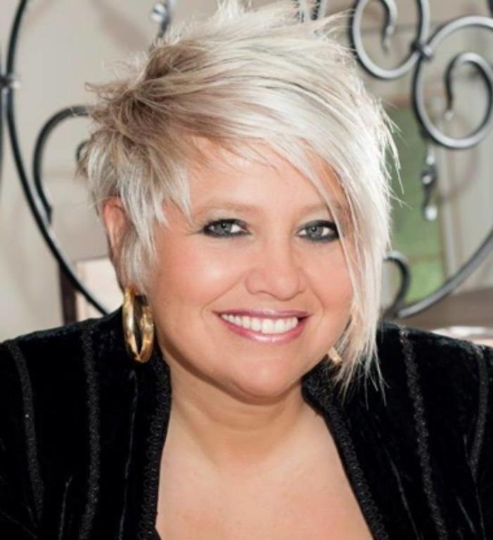Lise Mailhot Maitre Styliste et Coloriste Coach Certifié PNL