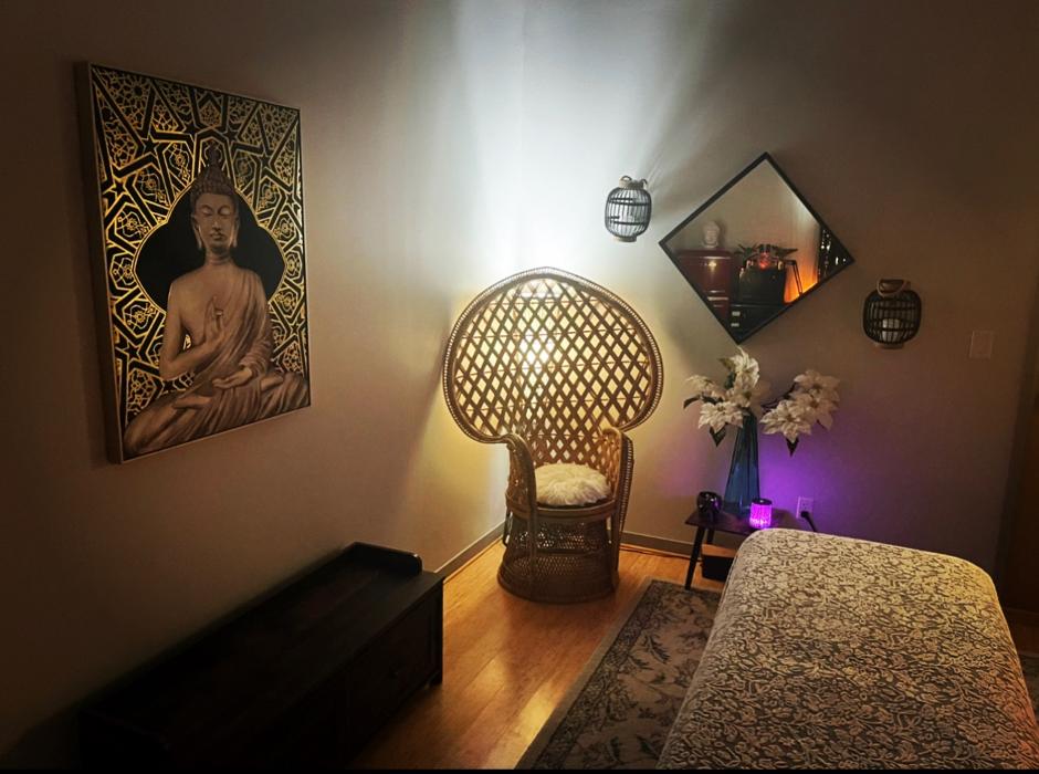 Champagne Ghost Spa - Ferndale, MI