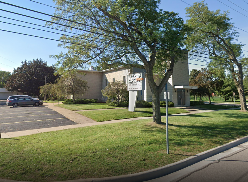 Champagne Ghost Spa - Ferndale, MI