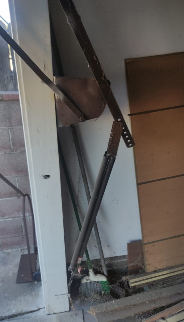 Denzel's Garage Doors - Marina del Rey, CA