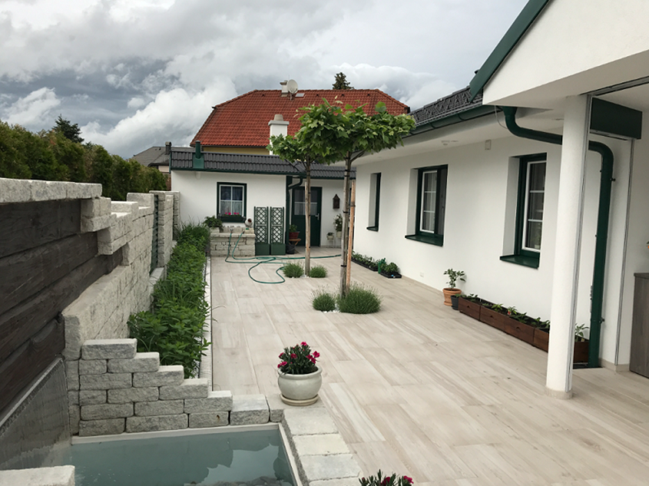 Cardobau die Baumeister GmbH, BadenerStraße in Wiener Neustadt