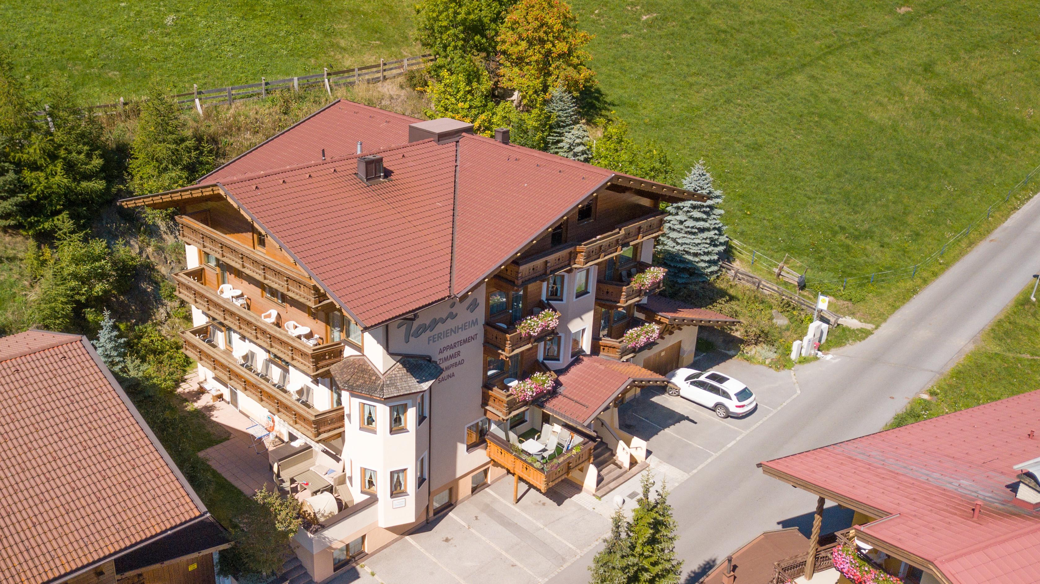 Tonis Ferienheim, Panoramastraße in Sölden