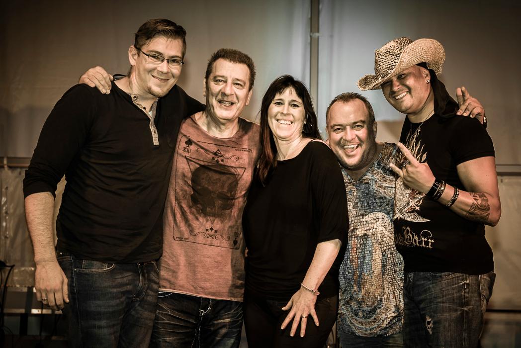 MIKESCREW Partyband, Bruno Seitz-Wohnpark in Teesdorf