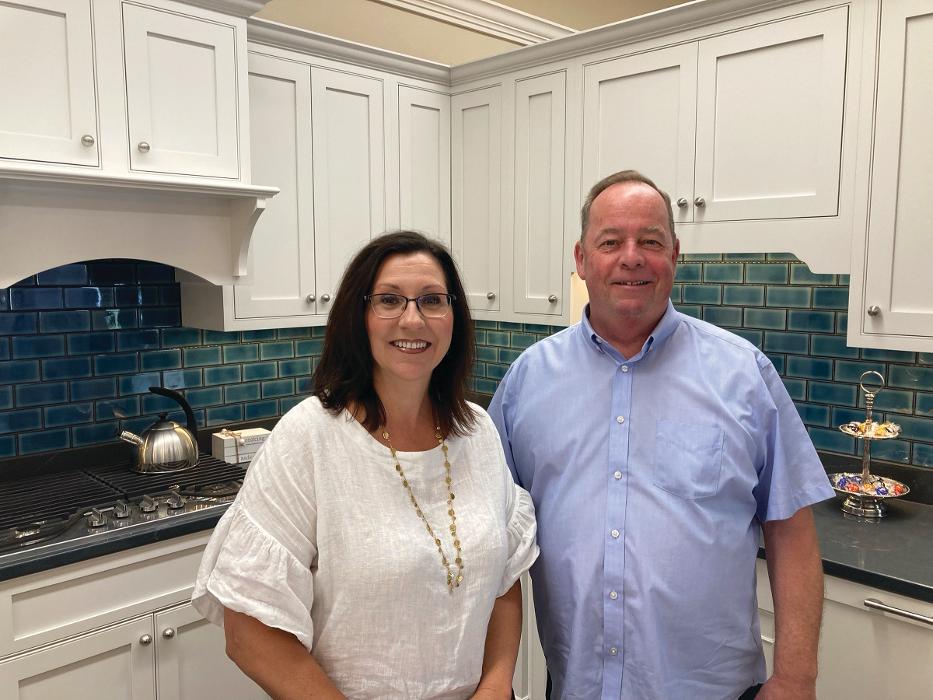 Bradford Kitchen &amp; Bath, LLC Logo