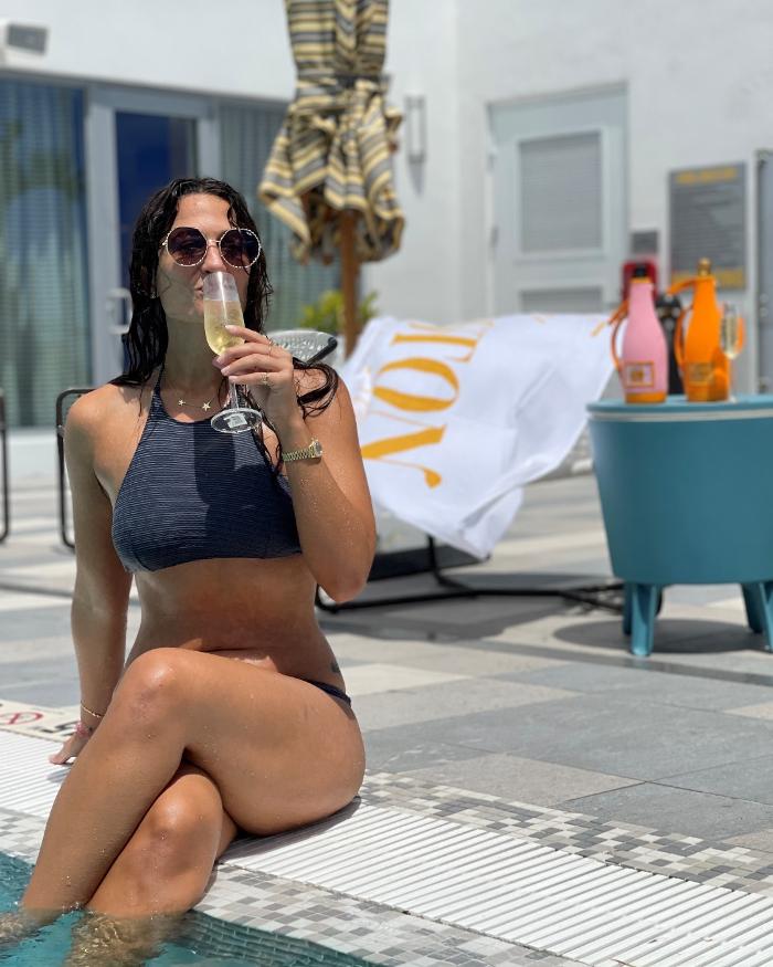 The Easton Rooftop Pool & Lounge - Fort Lauderdale, FL