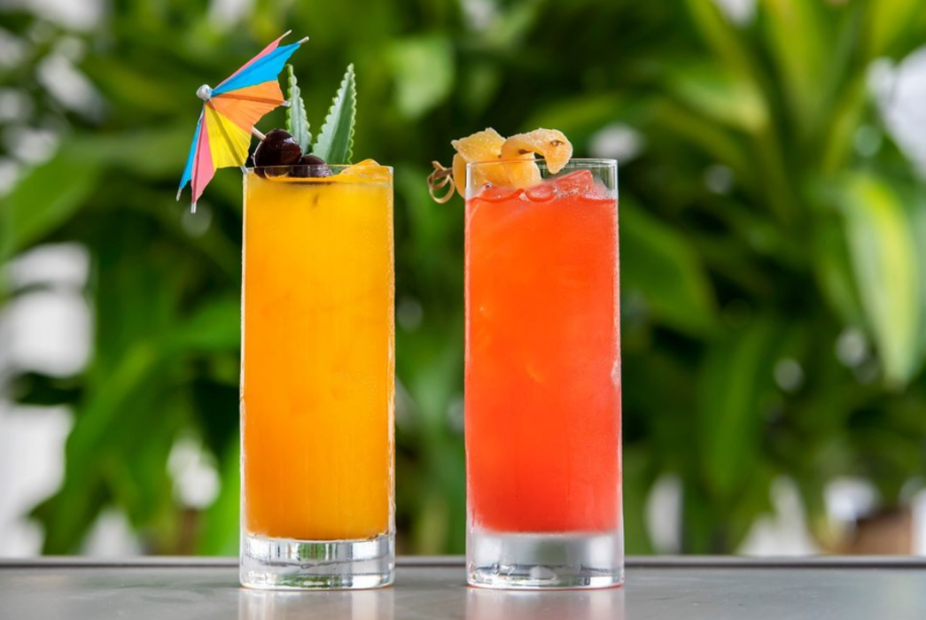 The Easton Rooftop Pool & Lounge - Fort Lauderdale, FL
