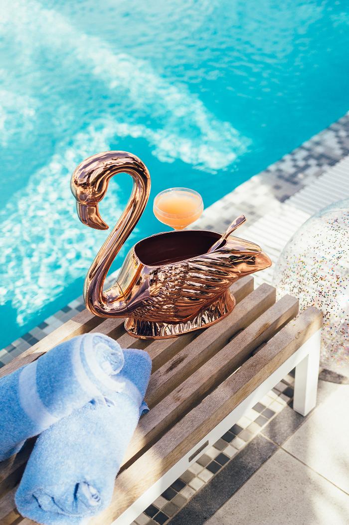 The Easton Rooftop Pool & Lounge - Fort Lauderdale, FL