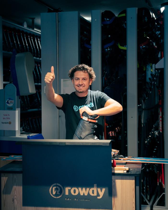 Skiverleih & Bikeverleih Rowdy, Silvrettastraße in Schruns