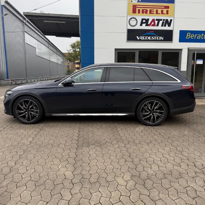 Fotos - Pneuhage Reifen und Autoservice - 28